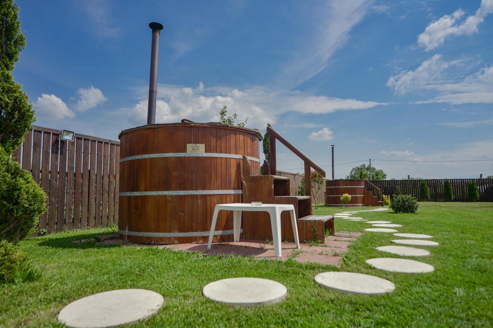Pensiunea Ovidiu Crisan (Tulcea) Exterior foto