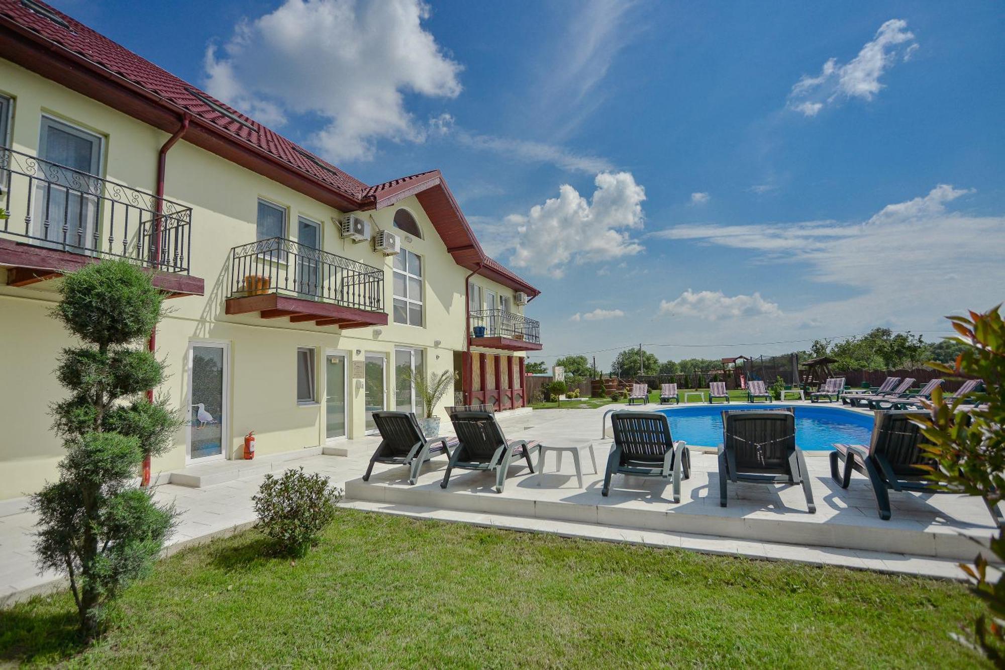 Pensiunea Ovidiu Crisan (Tulcea) Exterior foto